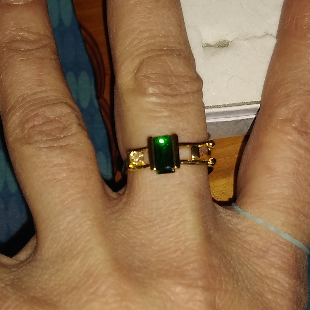 Green emerald topaz gold plated over sterling silver size 8 unique and beautiful